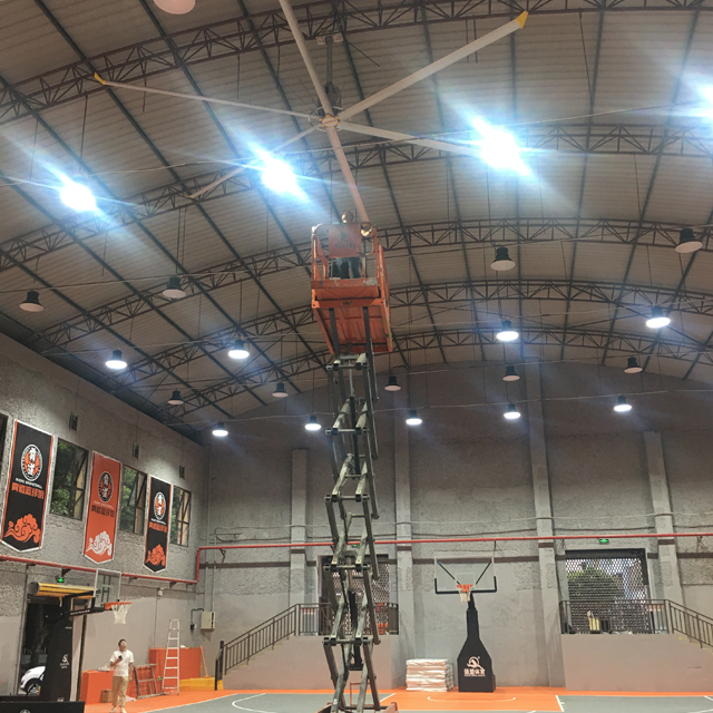Powerful 1.5KW Ceiling Fan 5.5m 18FT for Farm Air Cooling and Industrial Ventilation