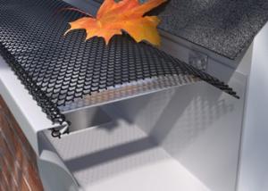 Quality Powder Coated 0.5m Width Mesh Gutter Guards Color Bond 4.3 Mm X 6.5 Mm Size wholesale