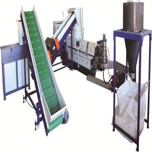 China PP / PE Plastic Pelletizing Recycling Machine 200kg/Hr Recycling Extruder Machine on sale