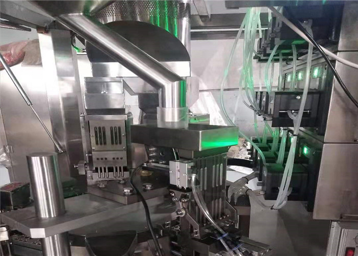 Small Type Liquid Oil Capsule Filling Machine Fully Automatic 1 Year Warranty