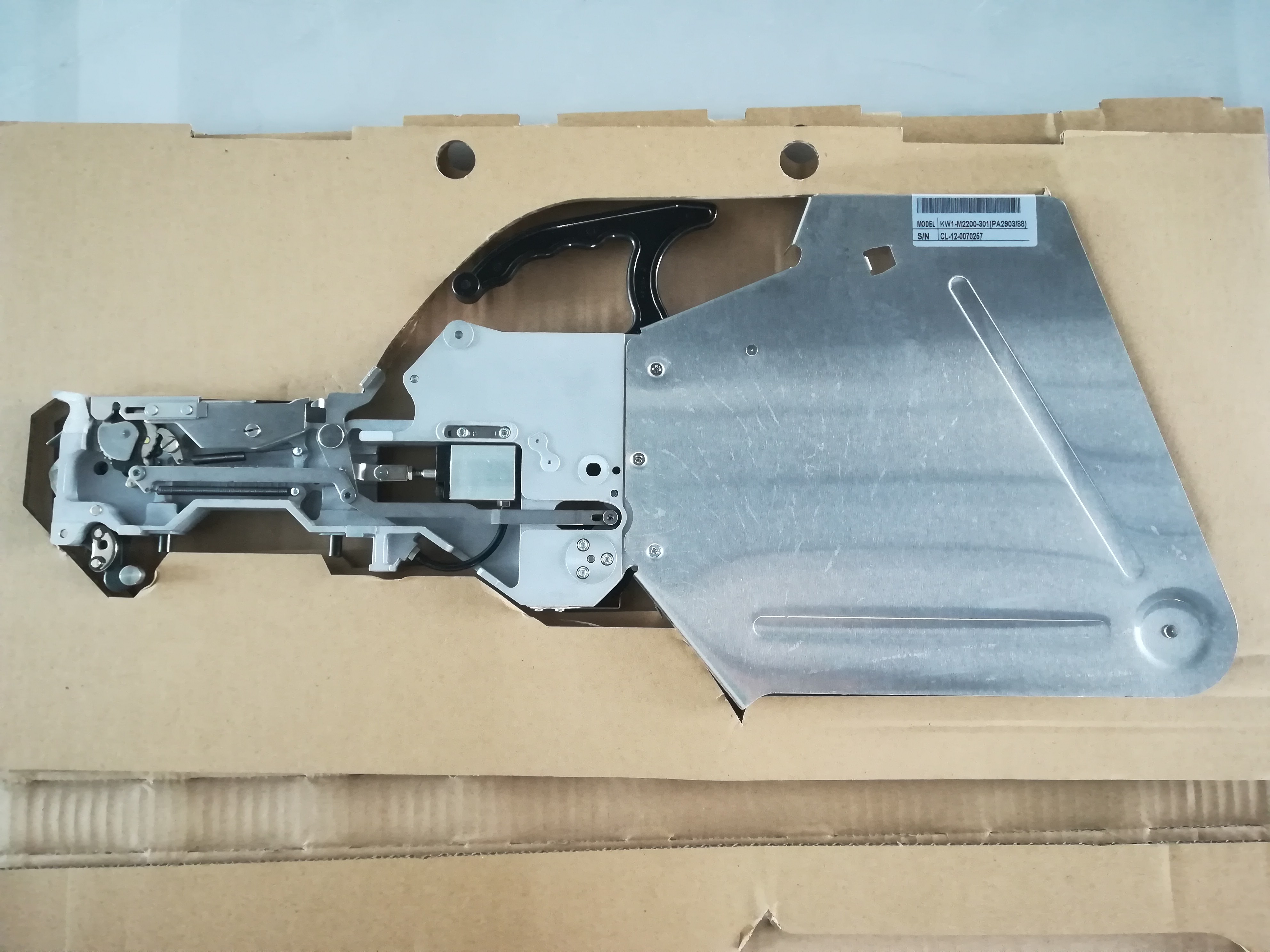 YAMAHA CL 12MM FEEDER SMT YAMAHA FEEDER CL 12MM KW1-M2200-300