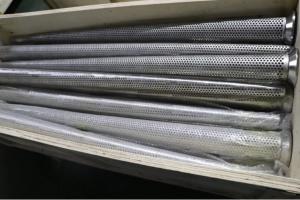 China Drill Pipe Strainer Drill Pipe Screens 304 Stainless Steel Drill Pouched Pipe Filter on sale