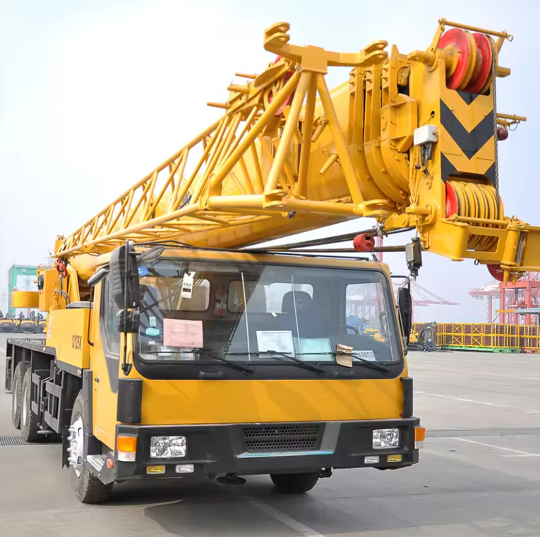 China Factory Price XCMG QY25K5D-5 25 Ton Truck Crane With Fast Delivery In Stock