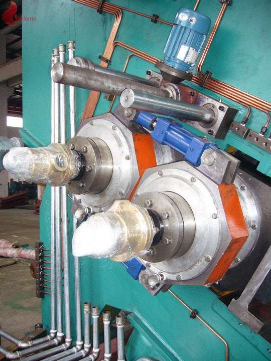 Alloy Chilled Cast Iron 4 Rollers Rubber Calender Machine 3-30m / min 0.3 – 6 mm