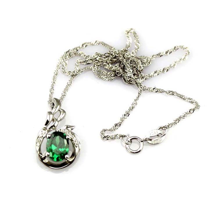 925 Silver Pendant with 6x8mm Oval Green and Clear Cubic Zircon Pendant (PSJ0401)