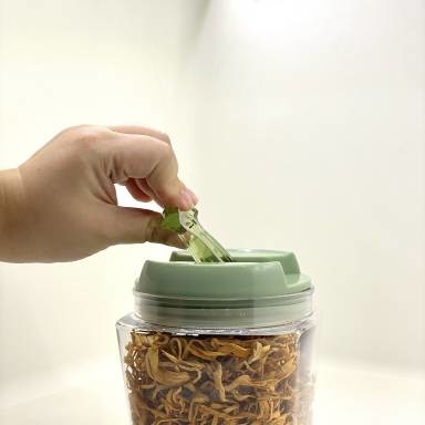 Recyclable Lockable Food Container With Lid