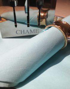 Quality Unscented cleaning disposable luxury airlaid napkins environmentally friendly wholesale