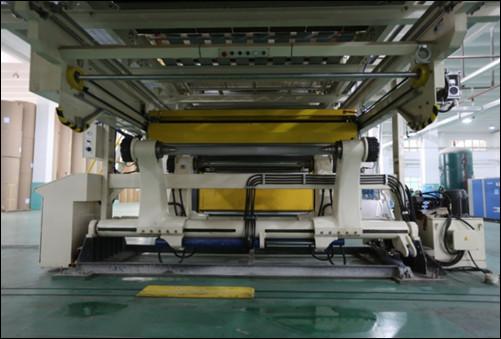 Dpack corrugated Shaftless Hydraulic Mill Roll Stand , Oil - Pressure Raw Paper