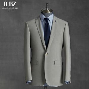 Quality British Wool/Silk Light Gray Men's Suit for Business Casual Groom Wedding Formal Style wholesale
