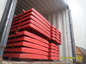 Quality Mining Red Mn13Cr2 Jaw Stone Crusher Plate Smooth Surface wholesale