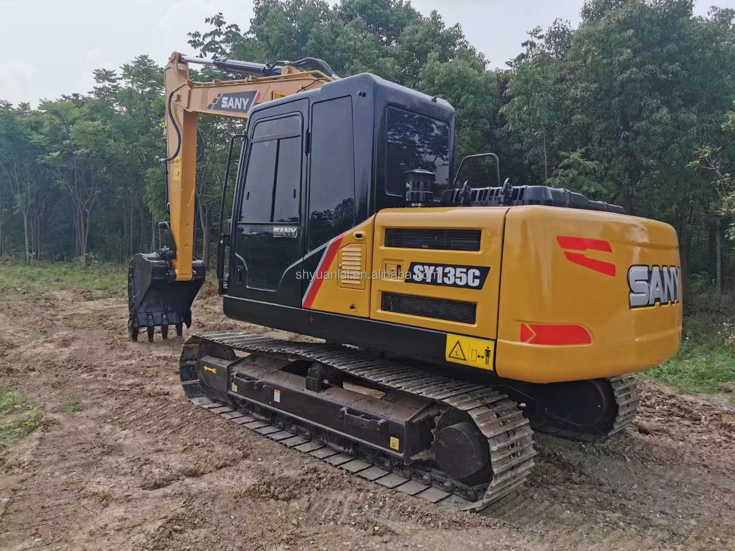 ISUZU Engine Used SANY SY135C Excavator with Low Working Hours and High Work Efficiency