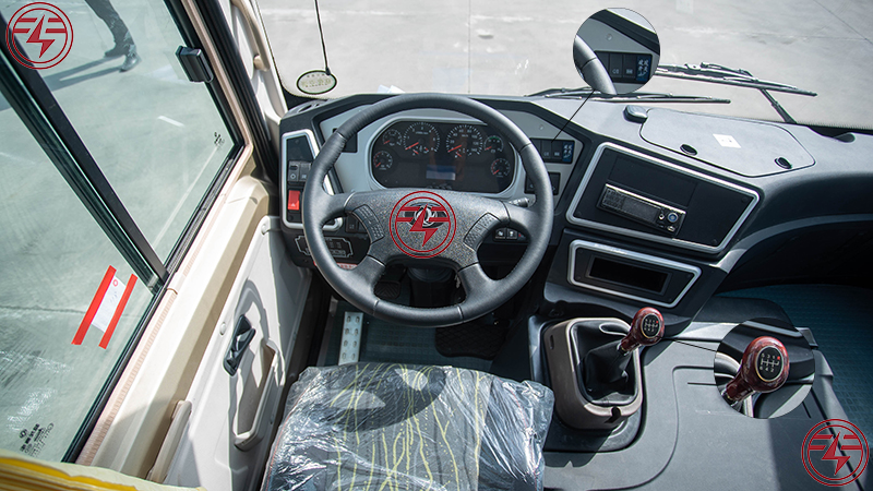 Small Bus with Diesel Fuel Type Luxury Coach Tour Bus 10-19 Seats Electric Mini Bus