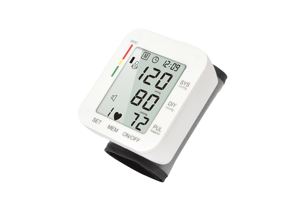 watch heart rate blood pressure and blood oxygen yuwell W8A