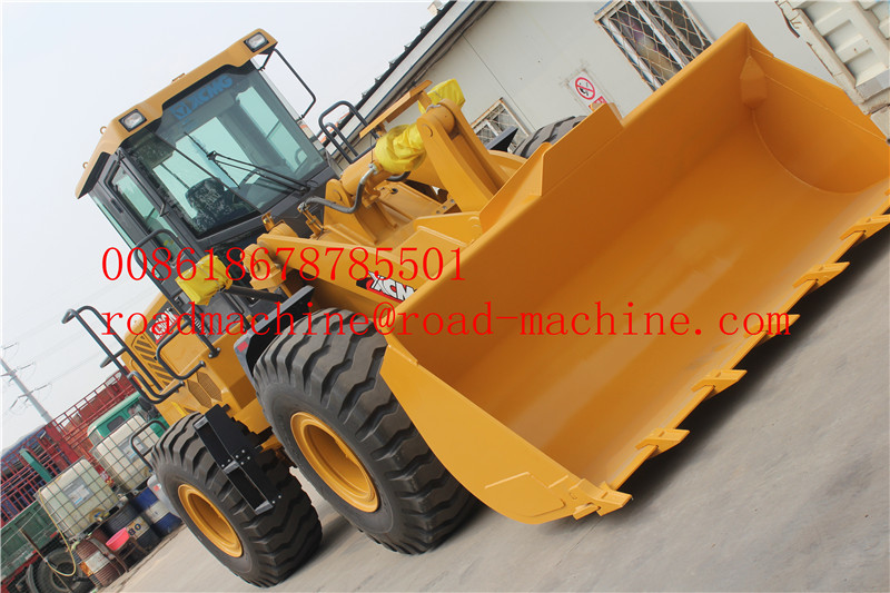 220HP Loading 5T Compact Wheel Loader With 3m³ Bucket 3550mm Ground Clearance