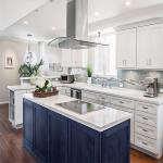 Customized Veneer Color Wooden Kitchen Cabinet Cupboard for Modern Italian