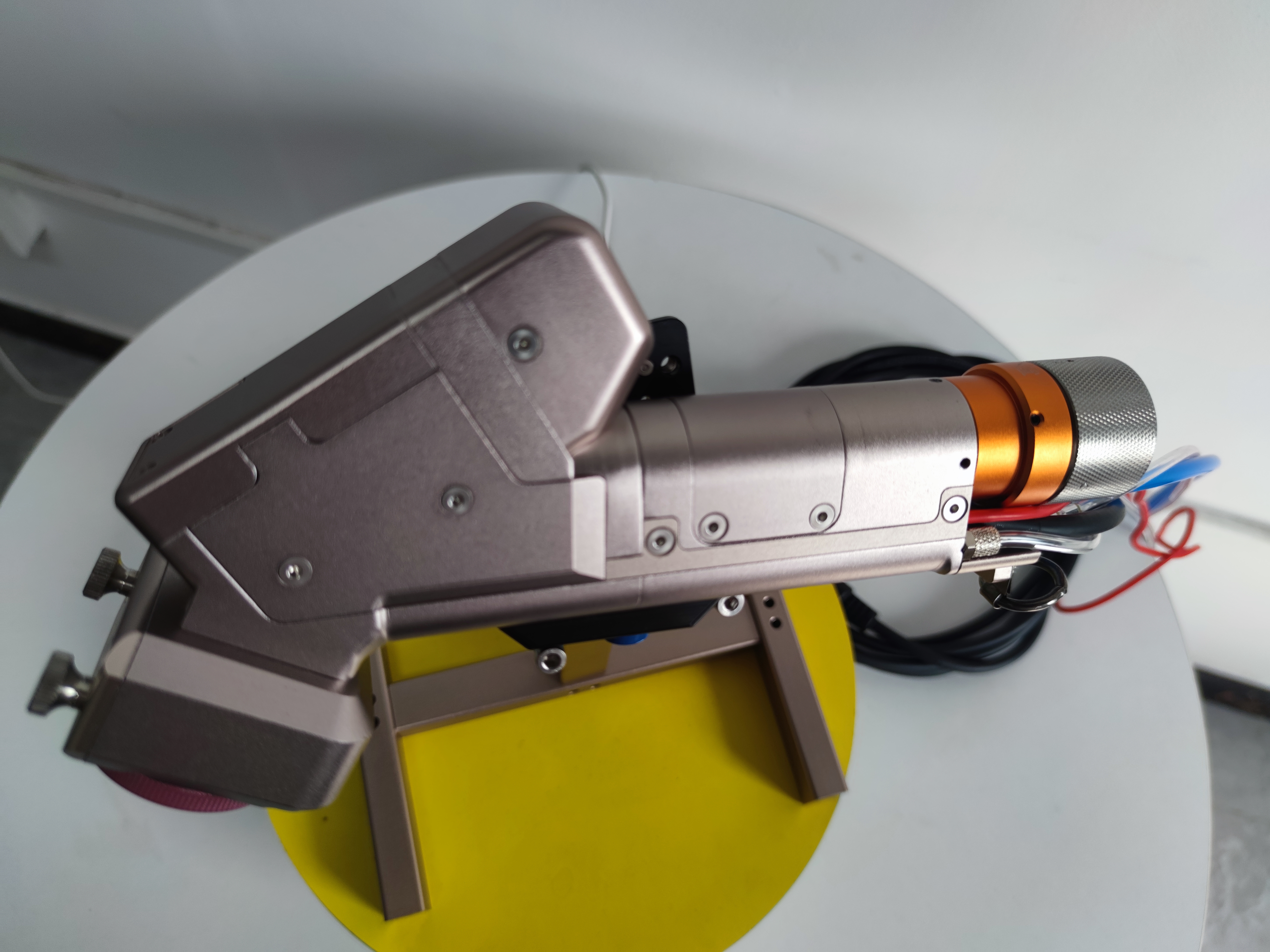 Rust Removal Laser Cleaning Head Gun Portable With Fiber Laser Source