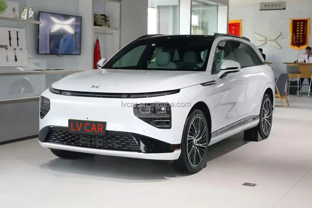 High Speed Electric SUV Car 2023 Xpeng G9 with Panoramic Sunroof and 702km Range