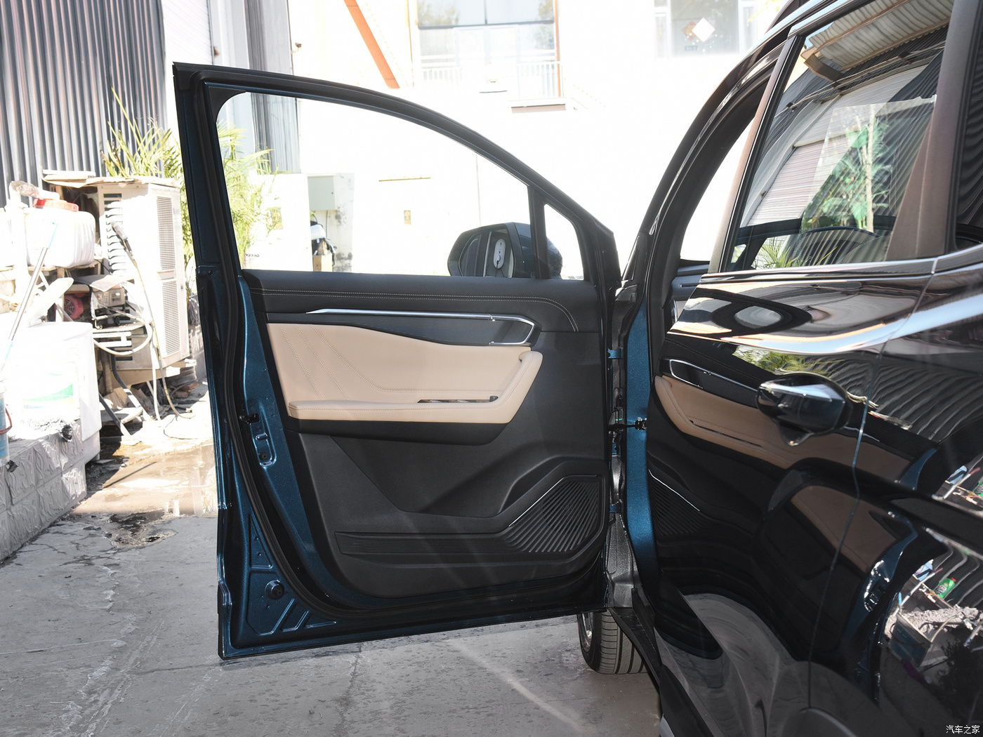 2023 Geely Haoyue L 2.0Tdct Comfortable 5-Door 5-Seats Energy Vehicle 0km Used Cars with Euro VI Emission Standard