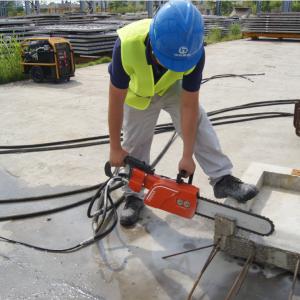 Quality Anti Vibration Hydraulic Chain Cutter Ergonomic Handles Steel Chain Saw wholesale