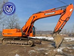 Quality DX300 30 Ton Used Doosan Excavator With Optimal Fuel Consumption Hydraulic Machine wholesale