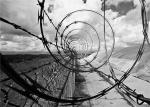 AISI 304 Grade CBT 65 Razor Wire Fencing On Bases And Depots 15kg Per Roll