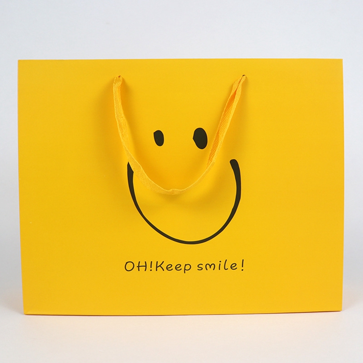 High End Luxury Retail Foldable Colored Cardboard Cute Paper Shopping Bags with Custom Pattern