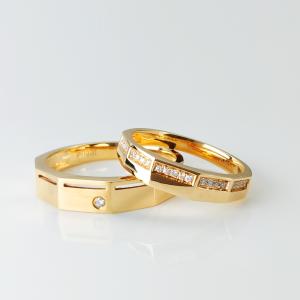 Quality Hollow Carved Diamond AU750 9.8g Couple Rings Gold 18k wholesale