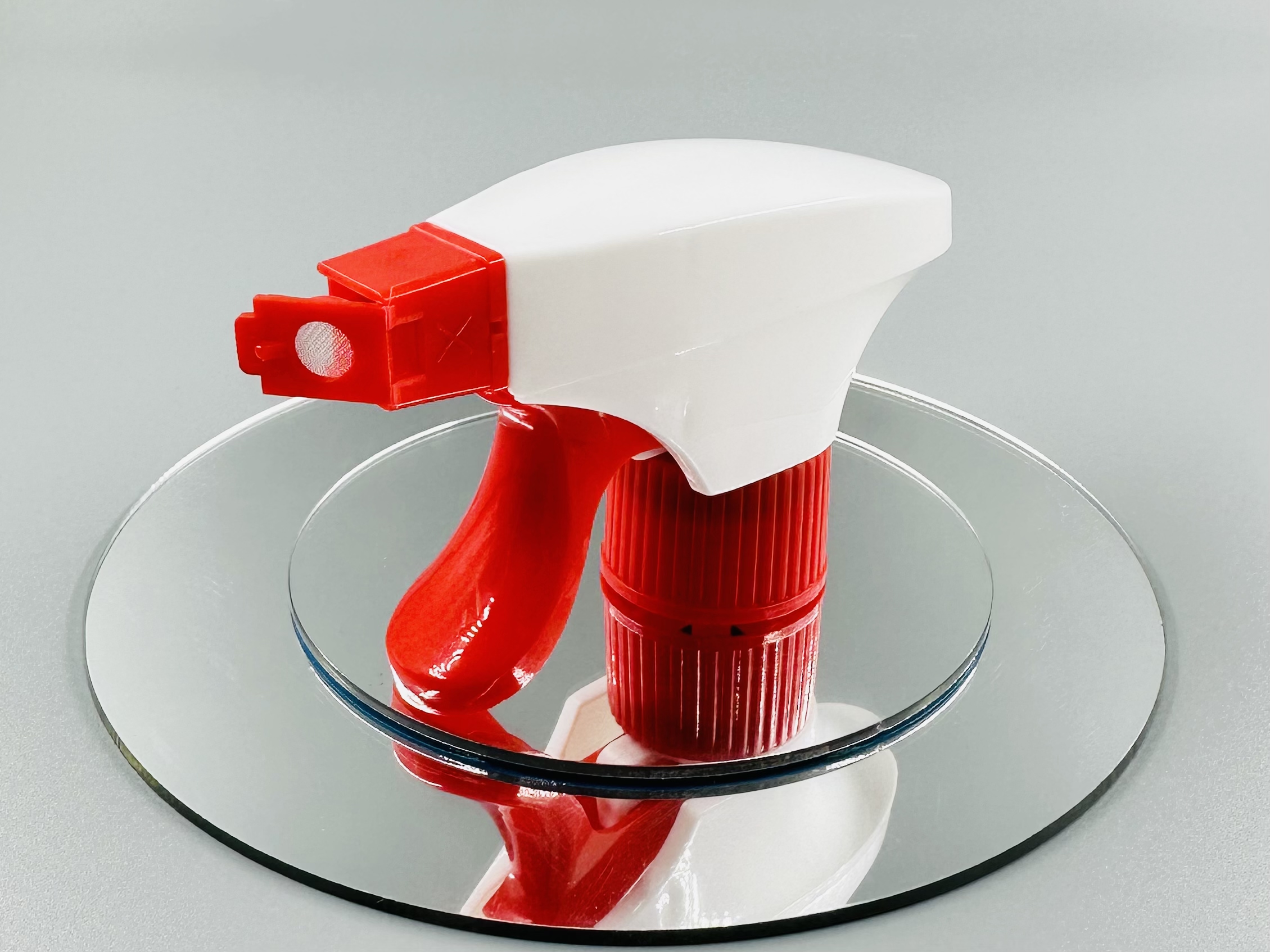 28mm Plastic Disinfectant Spray Double Cover Red Trigger PUMP SPRAYER for Your Benefit