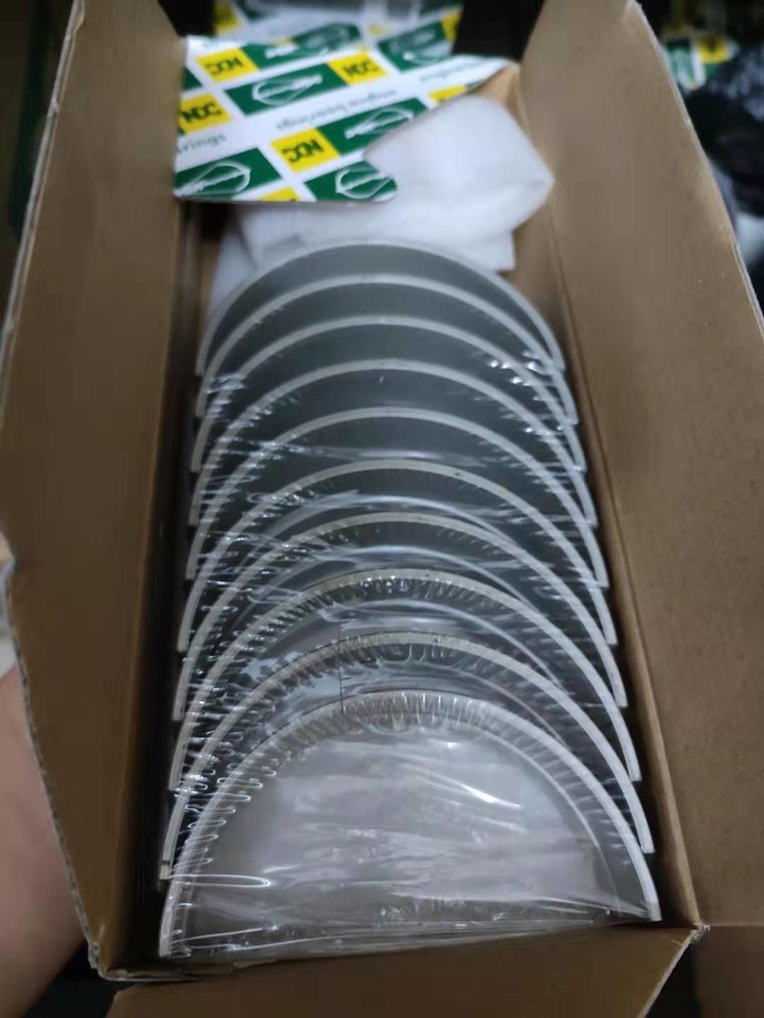 Mitsubishi 4M50 4M50T 4M51 NDC Engine Bearings M6035k Me995143 Me995144
