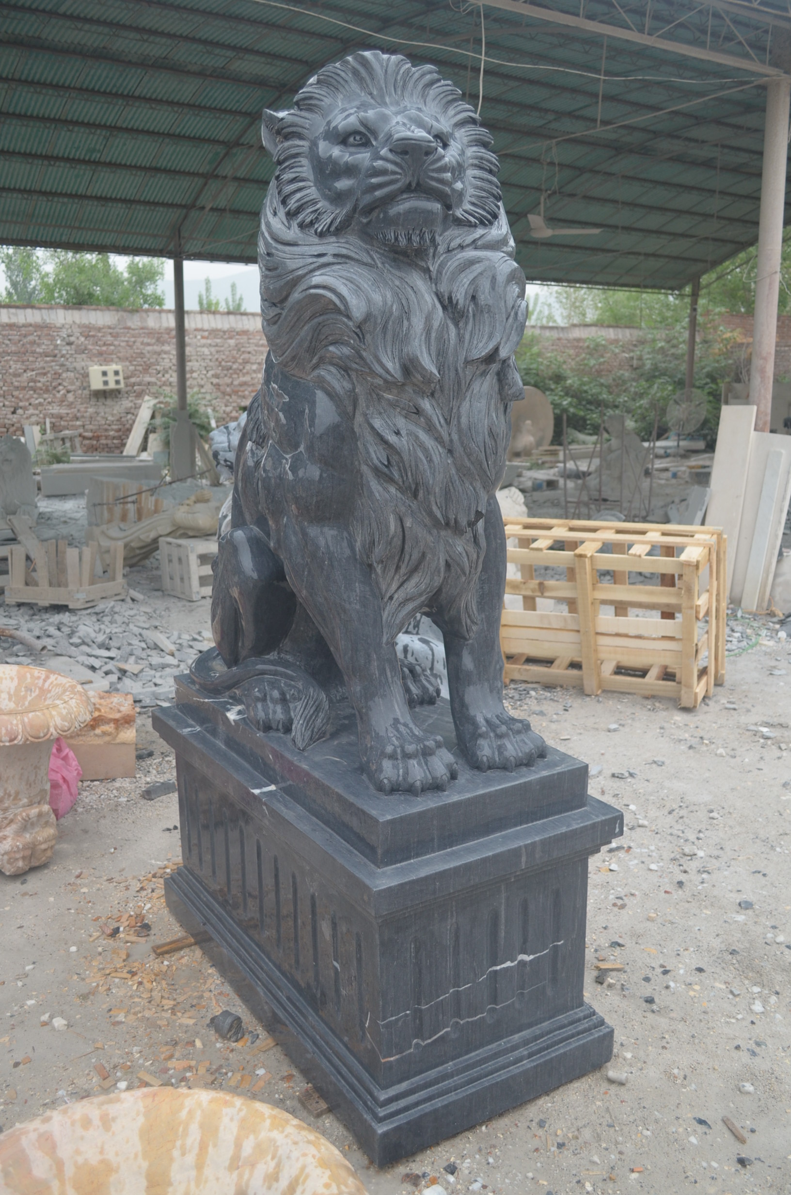 Black Outdoor 120cm Lion Statue With Ball Stone Carving Sculpture