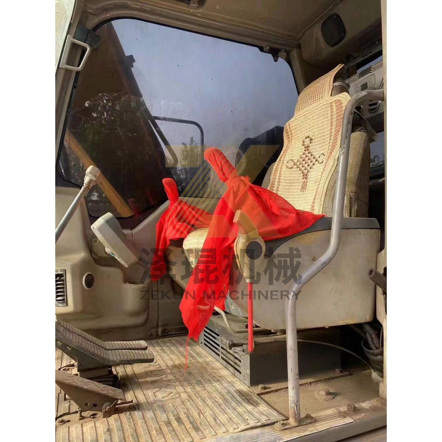 Used 14Ton XCMG XE150DA Crawler Excavator with Hydraulic Valve