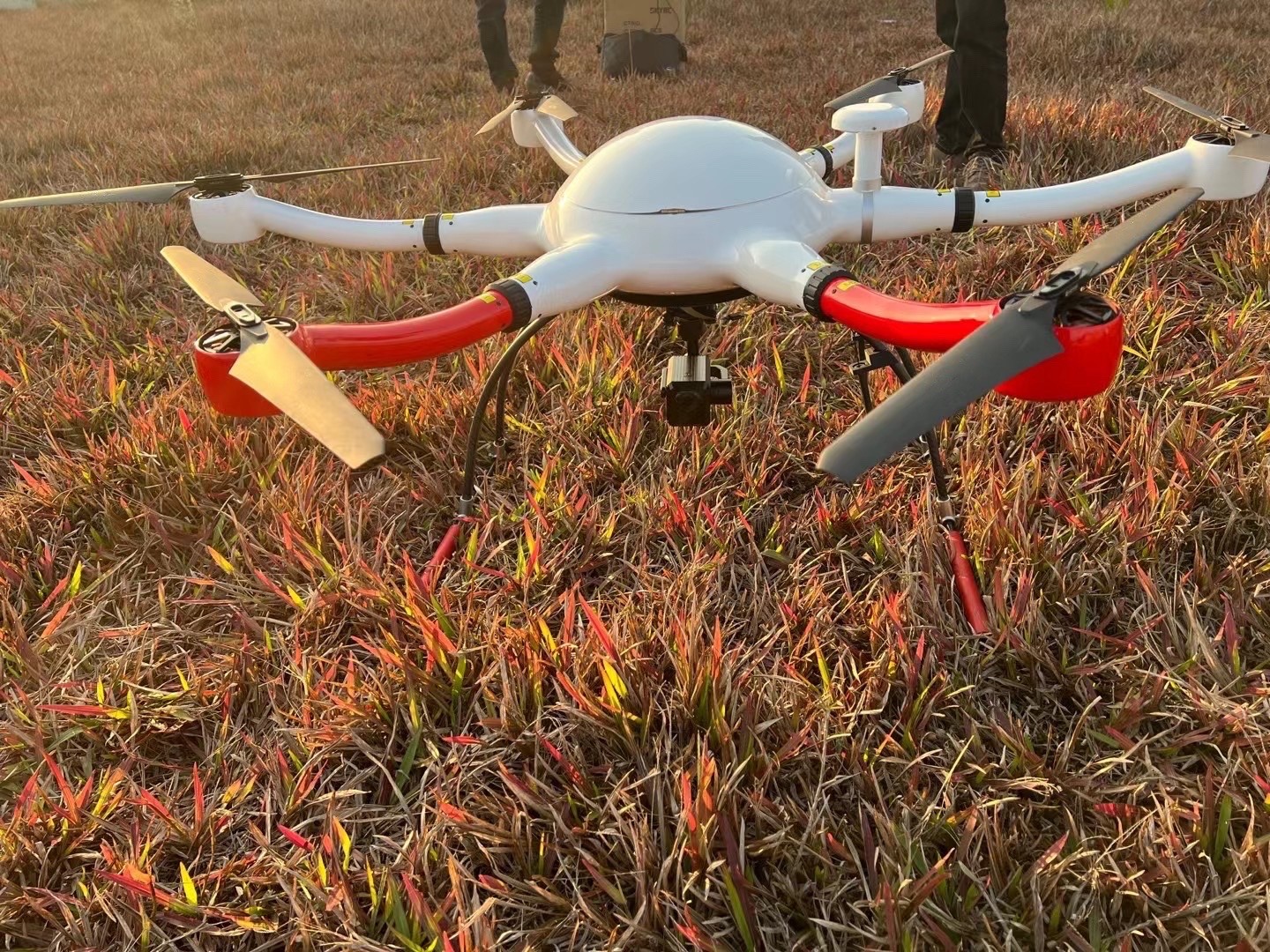 GLH5 Drone special for Police&Army Inspection and Rescue 60mins Duration 90KM Flight Distance