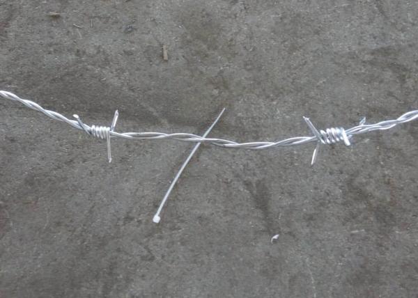 Military Zone Special Zinc Barbed Wire Customized Benefits More Professional