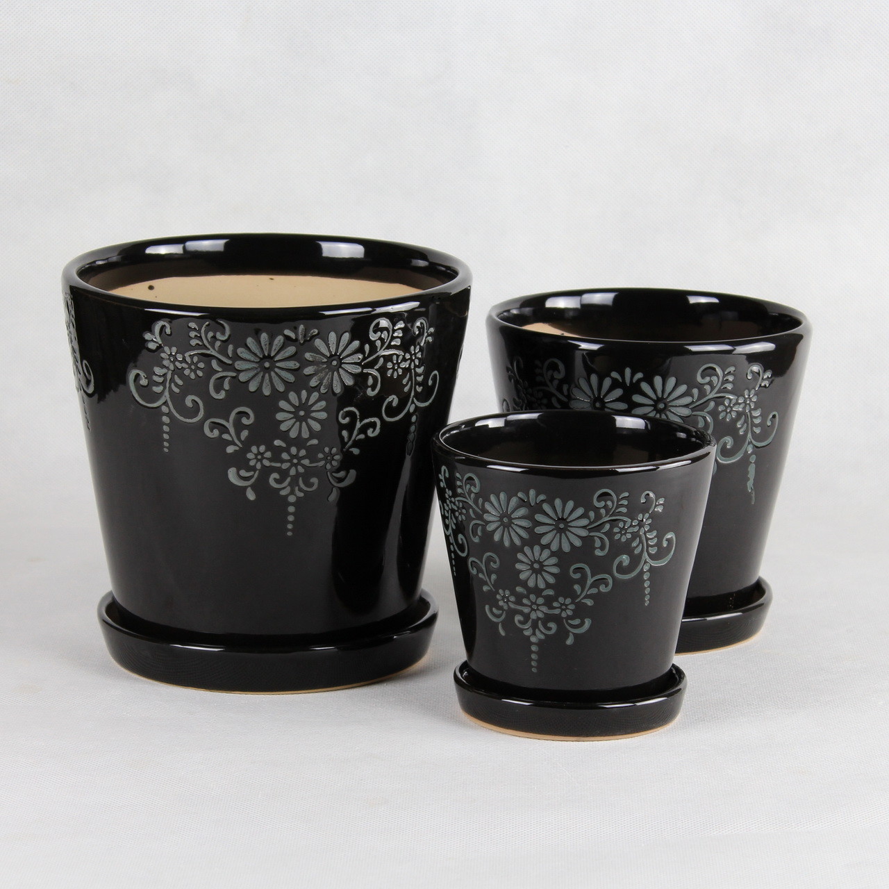 Customizable Ceramic Pots For Gardening In Different Colors