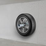 Single Tyre Shelves Wall Mounted Metal Car Holder and Wall Mounted Tyre Stand