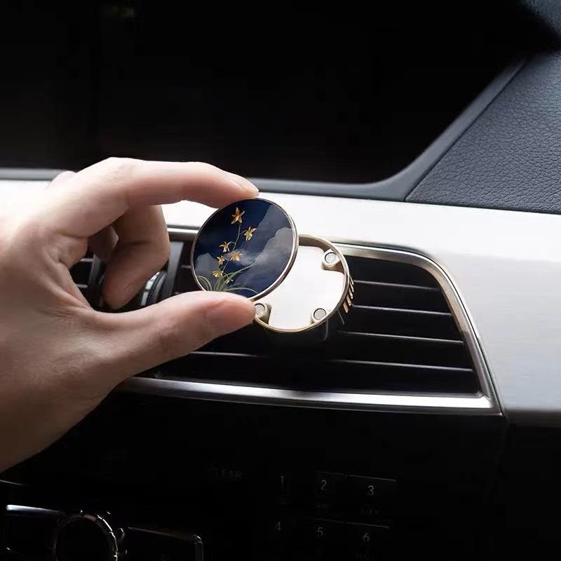 Zinc Alloy Car Air Fresheners Car Perfume Diffuser With Laser Engraving Logo