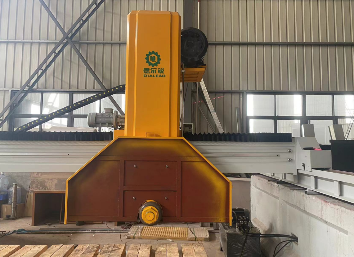 Single Disc Medium Block Cutting Machine For Stone Fabrication And Construction Projects