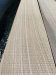 ISO9001 Quarter Sawn White Oak Veneer 0.7mm Furniture Wood Veneer