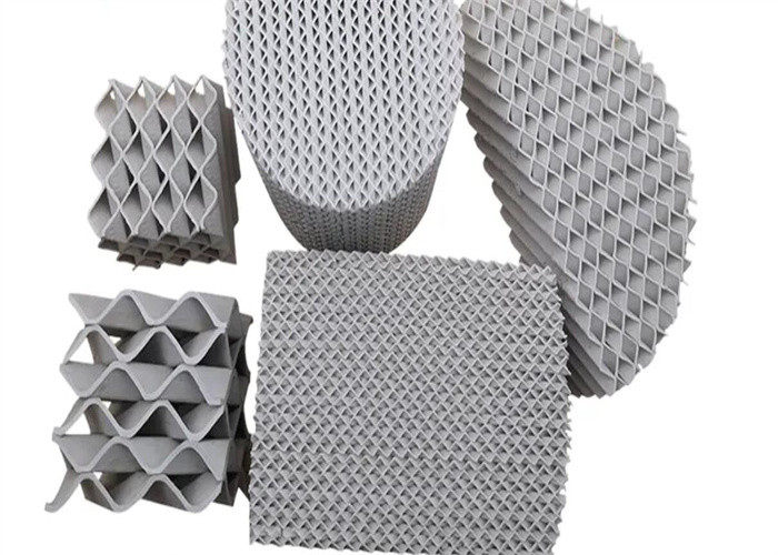 Anti Alkali 4mm Thickness PP Ceramic Structure Packing In Distillation