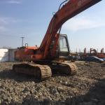 Used HITACHI 200-2 excavators