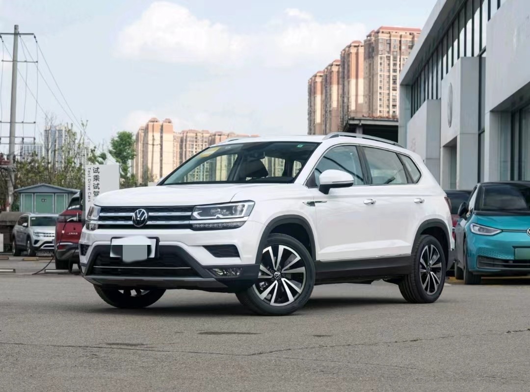 VW Tharu 2022 330TSI 4wd Luxury Edition Compact SUV 95 # Gasoline New