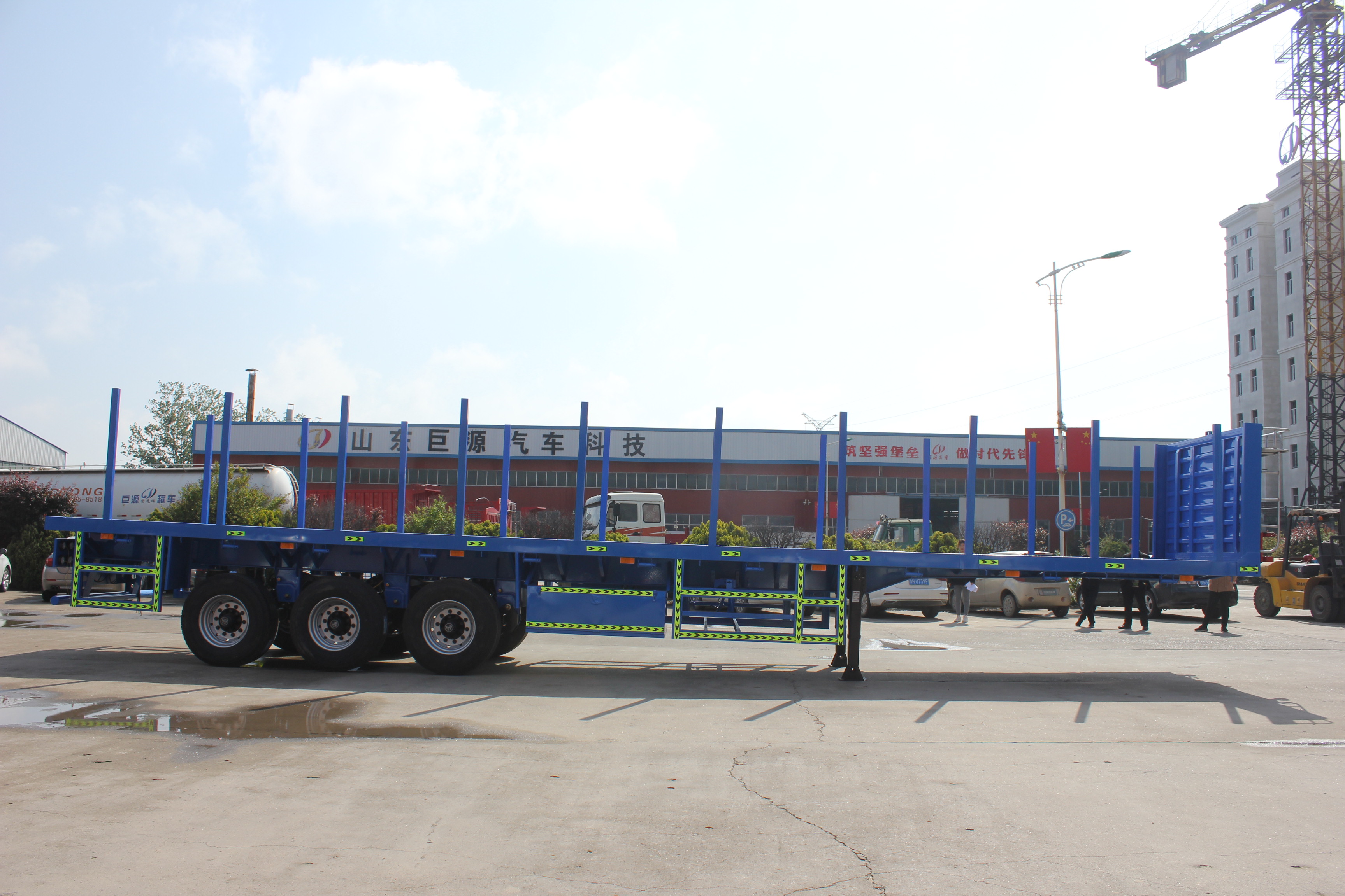 Max Payload 30-100mm Aotong 3 Axles Container Truck Trailer for Timber and Sugar Cane