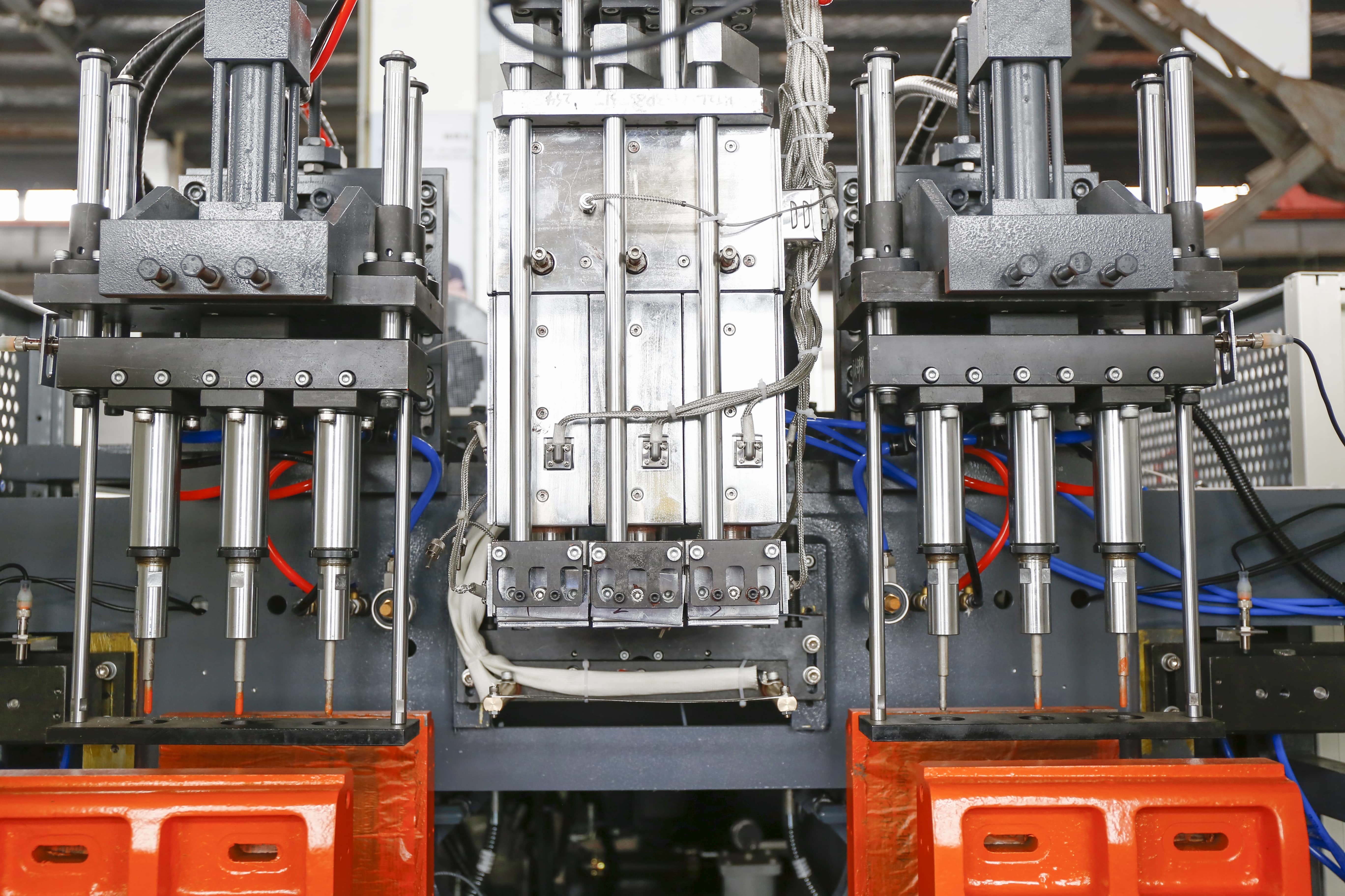 2 Stations PVC Blow Moulding Machine Canister Plastic Product Making Machinery