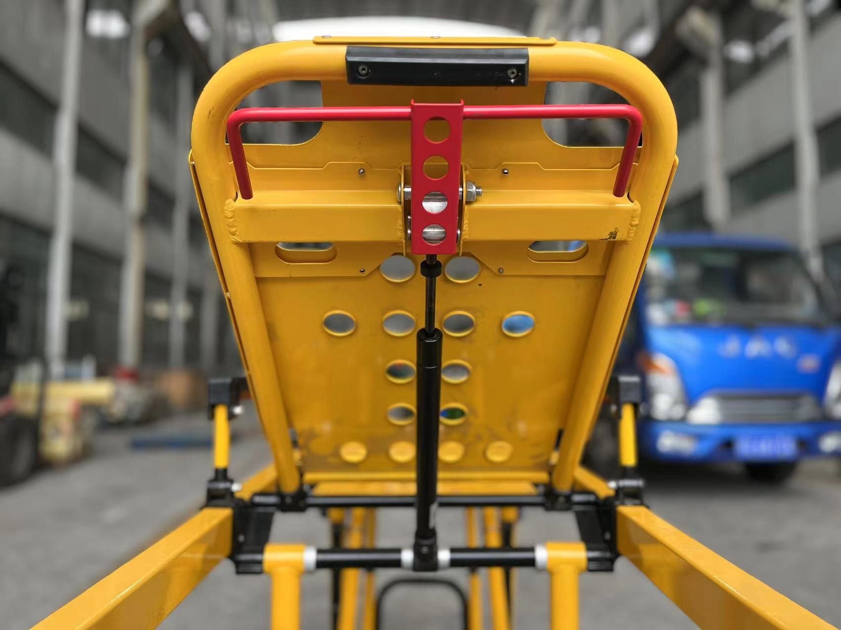 High-End Thickened Aluminum Alloy Ambulance Stretcher For Emergency Rescue With Adjustable Backrest Height For Hospital Use