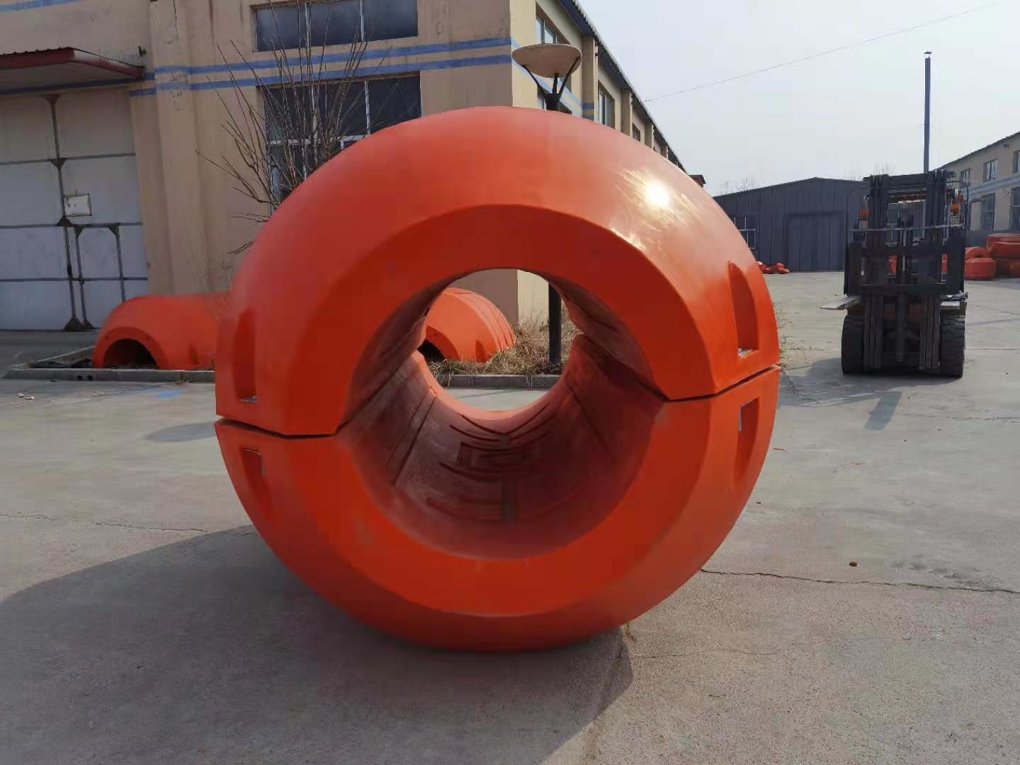 UV Resistant Floating Hdpe Pipe / Hdpe Pipe Floater With Excellent Flexibility And Buoyancy