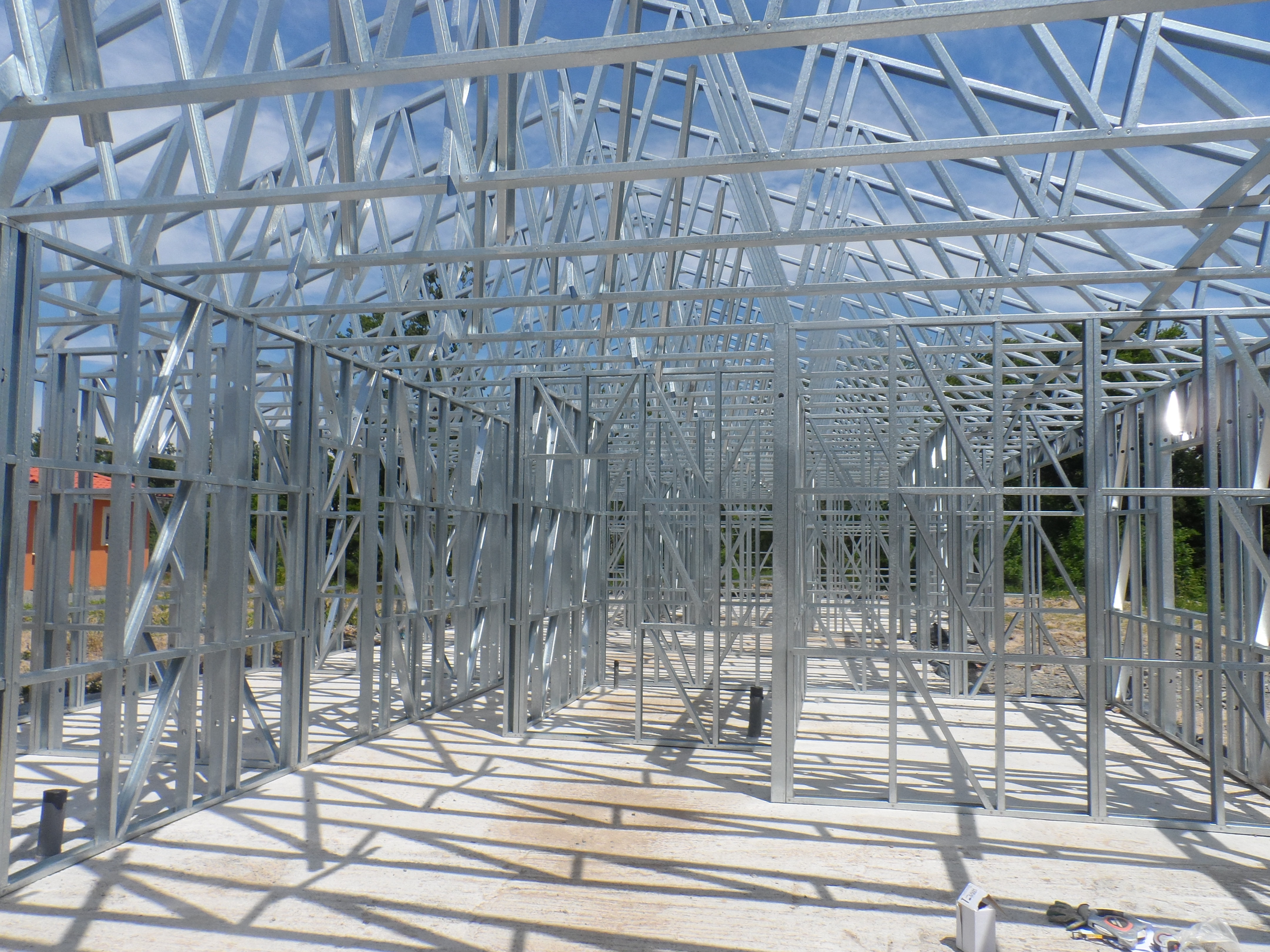 Europe standard Luxury New Prefabricated House Bungalow , Heat Insulation Prefab House Kits / Light Steel House