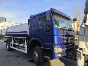 Quality SINOTRUK HOWO Water Tank Truck 4x2 RHD 300HP 10CBM For Durable Water Transportation wholesale