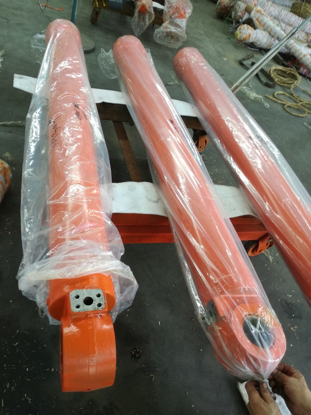 Doosan DH300 arm hydraulic cylinder tube，Doosan hydraulic stick cylinder parts