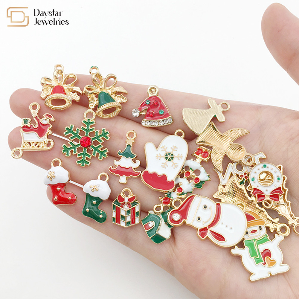 Gold Enamel Christmas Pendant , Metal Charms Diy Jewelry Making Pendants