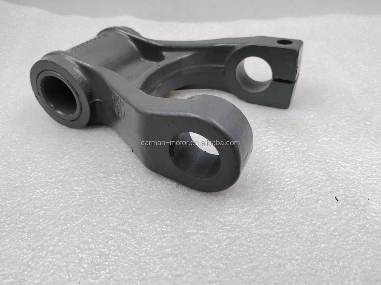 100% WG9725529034 CARRUCHI KM2205002 Sinotruk howo truck parts Front Spring Hanger Composite Materials